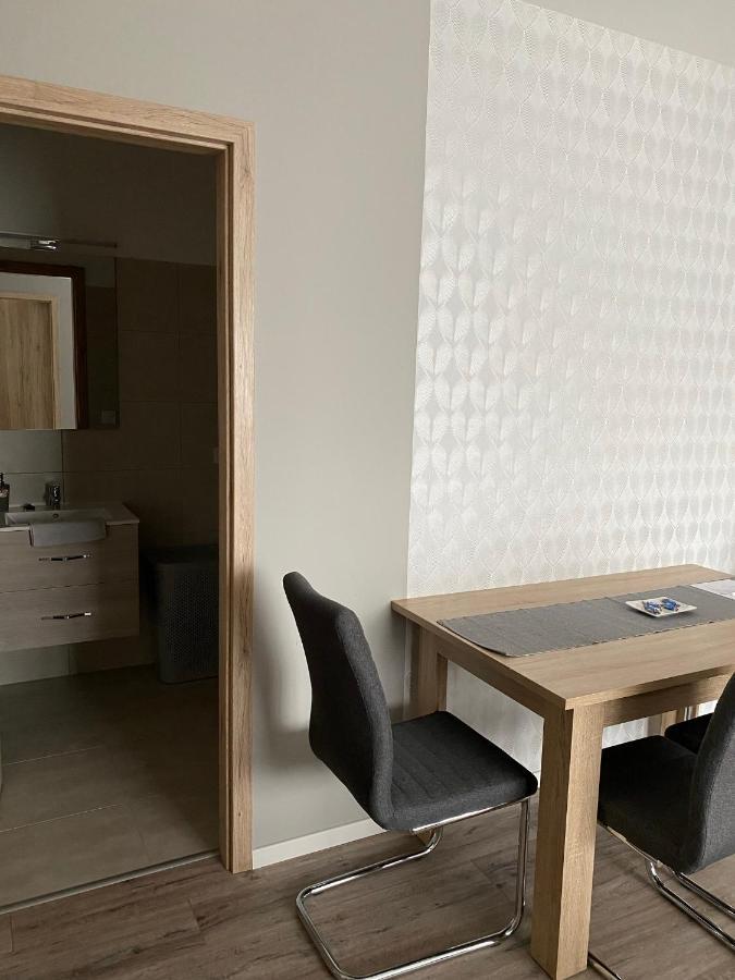 Paskom Apartmanhaz Nyergesujfalu Ngoại thất bức ảnh