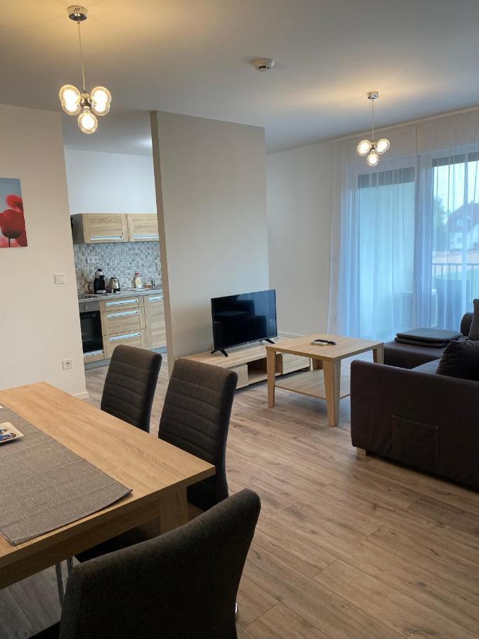 Paskom Apartmanhaz Nyergesujfalu Ngoại thất bức ảnh